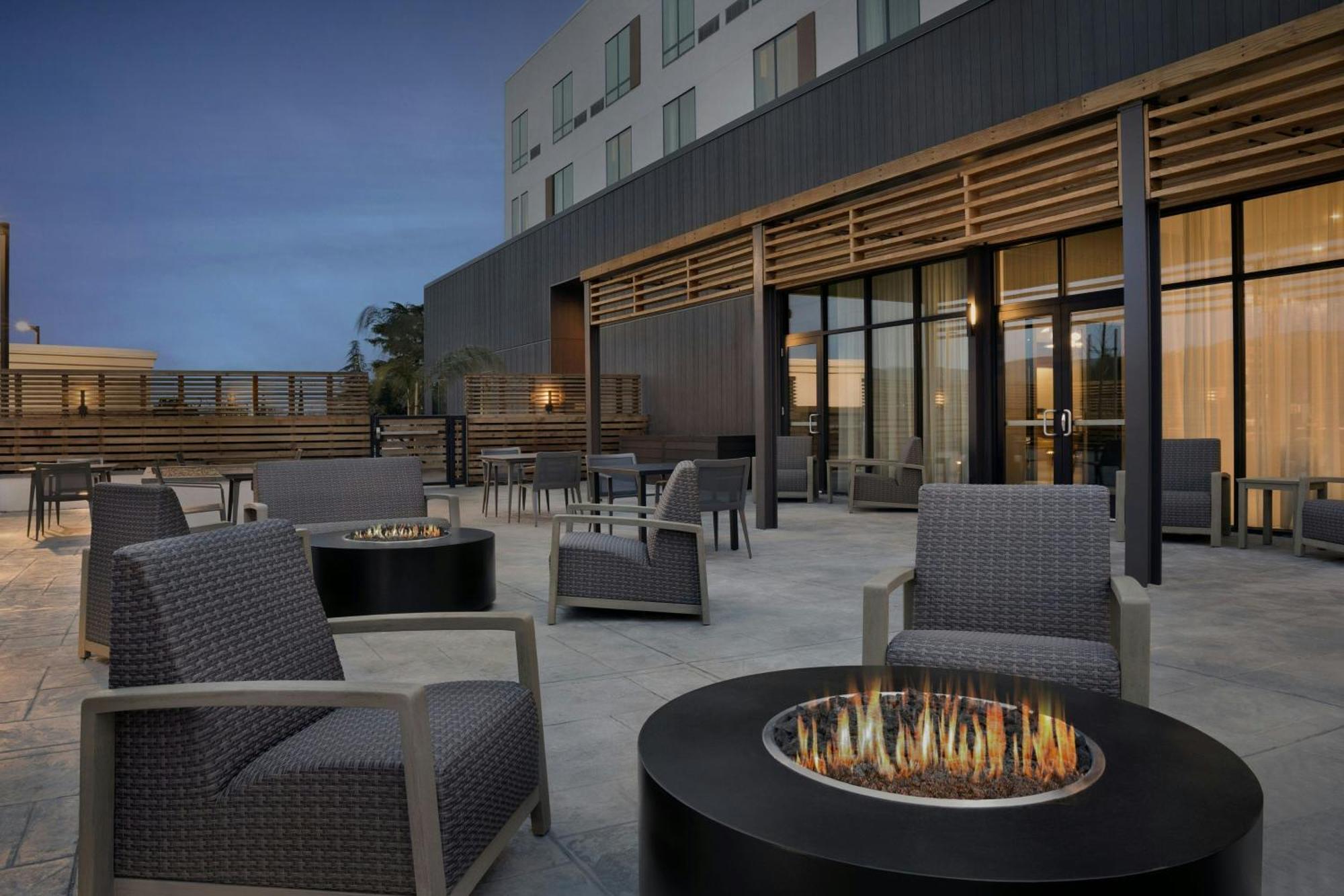 فندق Courtyard By Marriott Antioch بيتسبورغ المظهر الخارجي الصورة